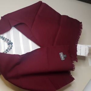 Beautiful soft 100% lambs wool scarf